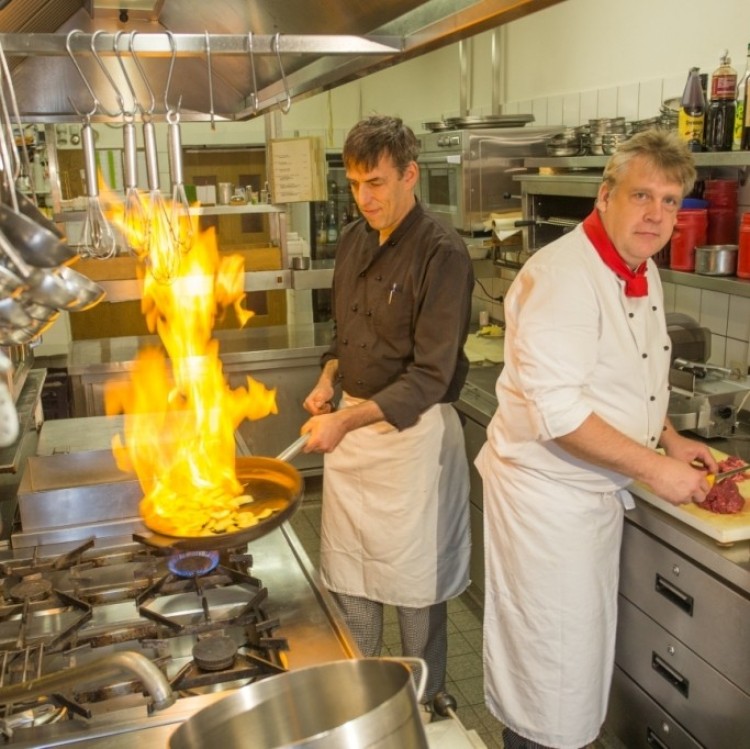 Stellenangebot Stellvertretender Kuchenchef M W D In Munster Bei Hotel Restaurant Brintrup